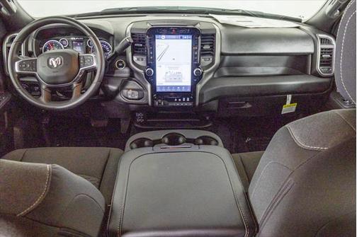 2025 RAM 2500 Tradesman Crew Cab 4x4 8' Box