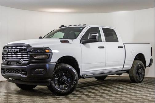 2025 RAM 2500 Tradesman Crew Cab 4x4 6'4' Box