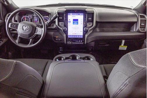 2025 RAM 2500 Tradesman Crew Cab 4x4 6'4' Box