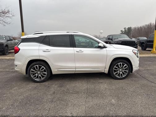 2022 GMC Terrain Denali