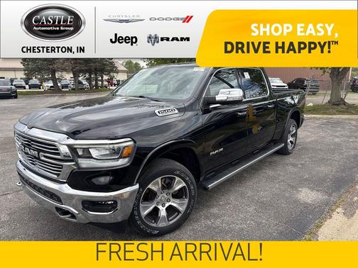 Diamond Black Crystal Pearlcoat 2022 RAM 1500 Laramie