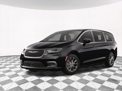 2025 Chrysler Pacifica L