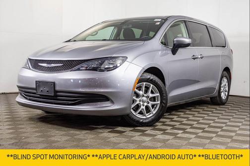 2020 Chrysler Voyager LX