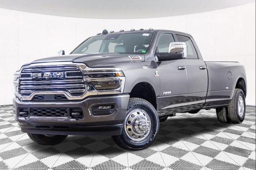 2026 RAM 3500 Laramie Crew Cab 4x4 8' Box