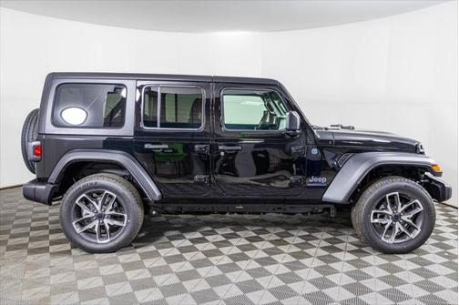 2025 Jeep Wrangler 4xe Sport S