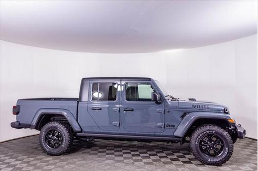2025 Jeep Gladiator Willys
