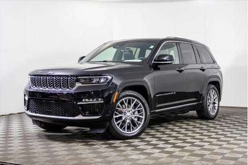 2022 Jeep Grand Cherokee Summit