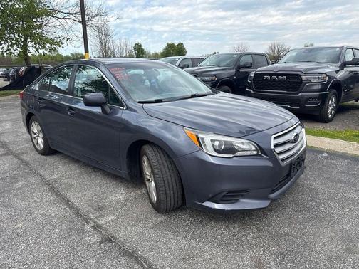 Carbide Gray Metallic 2016 Subaru Legacy Premium