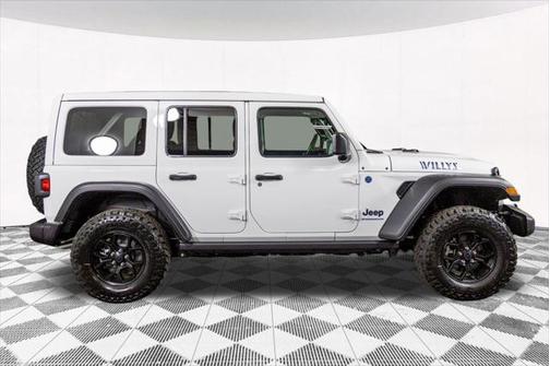 2025 Jeep Wrangler 4xe Willys