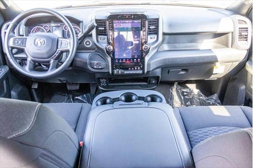 2025 RAM 3500 Tradesman Crew Cab 4x4 8' Box