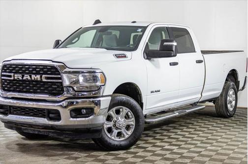 2023 RAM 2500 Big Horn Crew Cab 4x4 8' Box