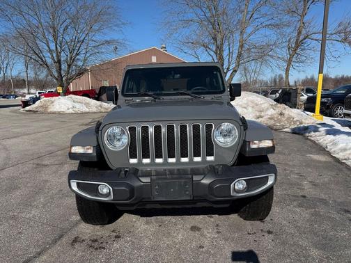 2023 Jeep Wrangler 4-Door Sahara 4x4