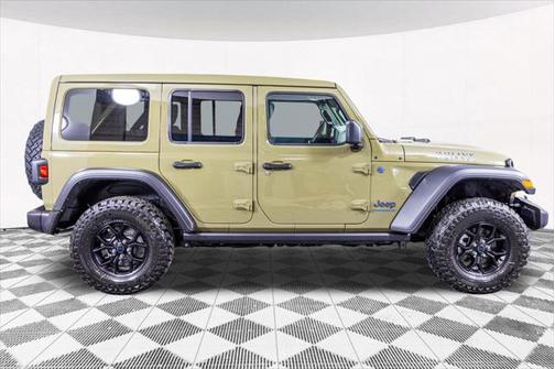 2025 Jeep Wrangler 4xe Willys