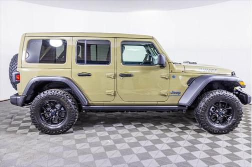 2025 Jeep Wrangler 4xe Willys