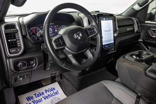 Patriot Blue Pearlcoat 2023 RAM 1500 Big Horn/Lone Star