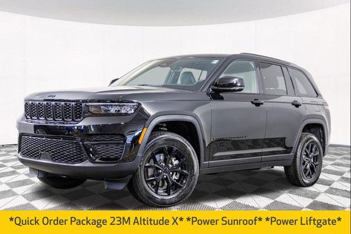 2025 Jeep Grand Cherokee Laredo
