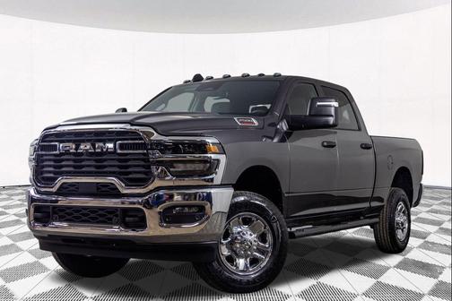 2026 RAM 2500 Tradesman Crew Cab 4x4 6'4' Box