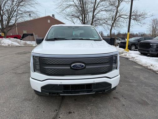 2022 Ford F-150 Lightning XLT