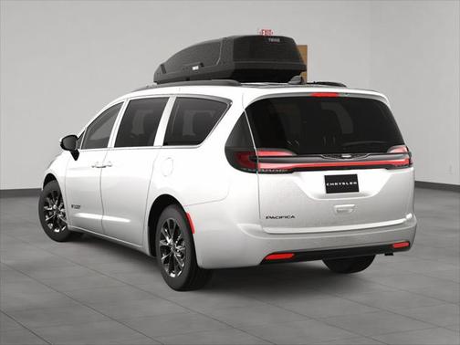 2025 Chrysler Pacifica L
