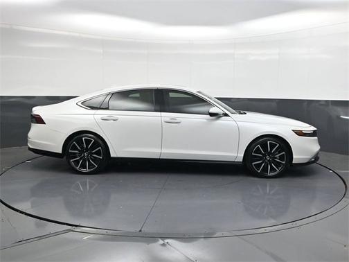 2023 Honda Accord Hybrid 