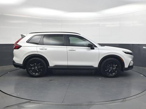 Platinum White Pearl 2026 Honda CR-V Hybrid