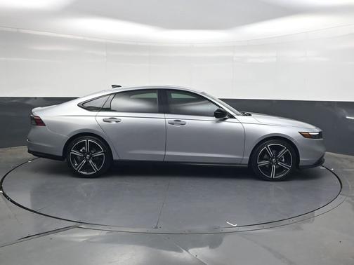 Solar Silver Metallic 2026 Honda Accord