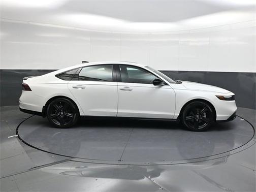 2024 Honda Accord Hybrid 