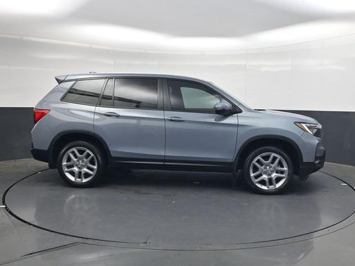 Sonic Gray Pearl 2024 Honda Passport