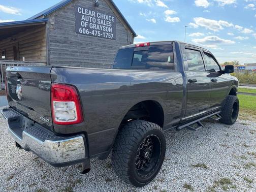 2019 RAM 2500 Tradesman Crew Cab 4x4 6'4' Box