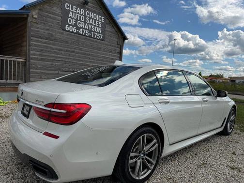 2019 BMW 750 i xDrive