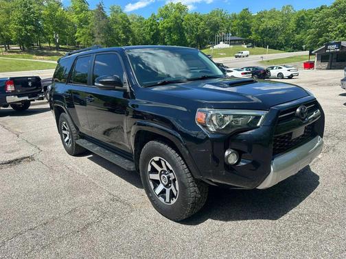 Midnight Black Metallic 2020 Toyota 4Runner TRD Off Road Premium
