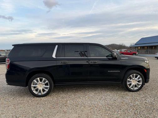 2021 Chevrolet Suburban 4WD High Country