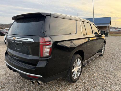 2021 Chevrolet Suburban 4WD High Country