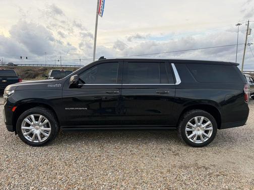 2021 Chevrolet Suburban 4WD High Country
