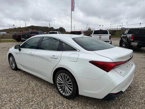 2021 Toyota Avalon Hybrid Limited
