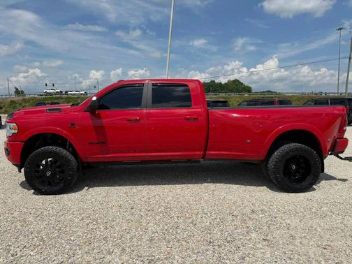 Flame Red Clearcoat 2022 RAM 3500 Laramie Crew Cab 4x4 8' Box