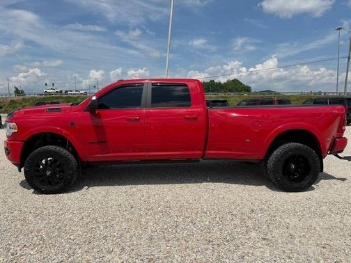 Flame Red Clearcoat 2022 RAM 3500 Laramie Crew Cab 4x4 8' Box