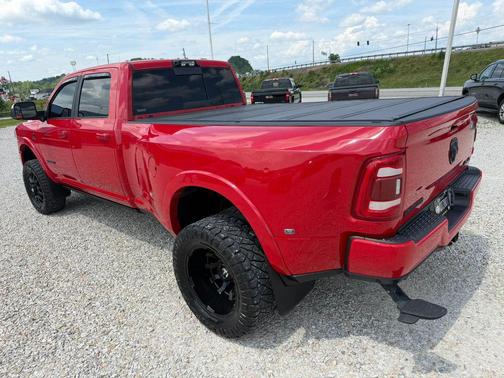 Flame Red Clearcoat 2022 RAM 3500 Laramie Crew Cab 4x4 8' Box