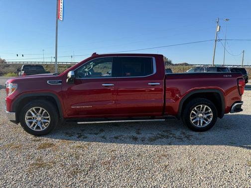 2022 GMC Sierra 1500 SLT