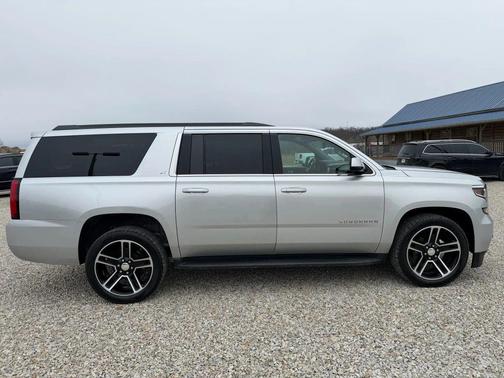 2018 Chevrolet Suburban LT