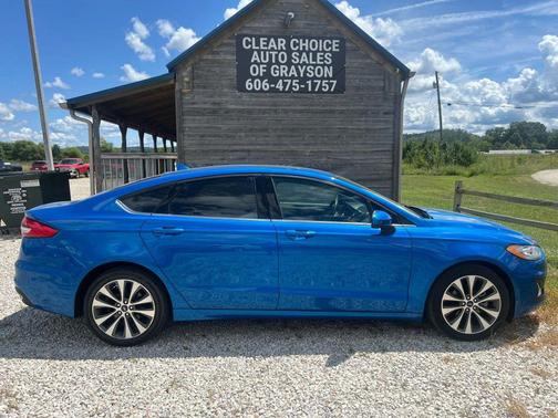 2020 Ford Fusion SE