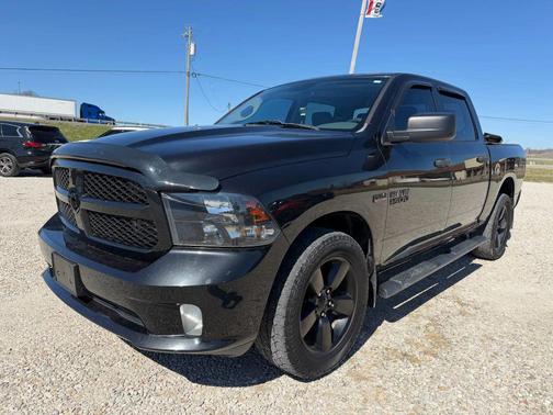 2018 RAM 1500 Tradesman/Express
