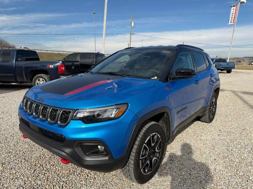 Hydro Blue Pearlcoat 2025 Jeep Compass Trailhawk