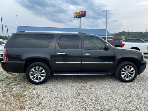 2011 GMC Yukon XL Denali