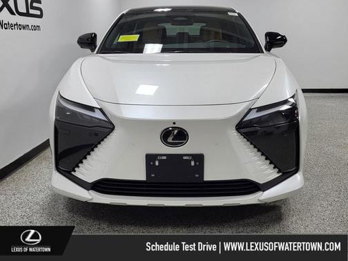 2025 Lexus RZ 450e 450e Premium