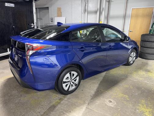 2017 Toyota Prius Four