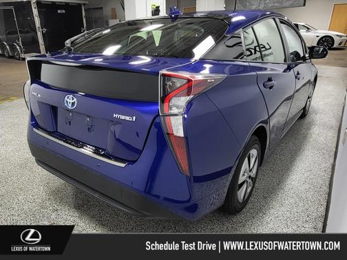 2017 Toyota Prius Four