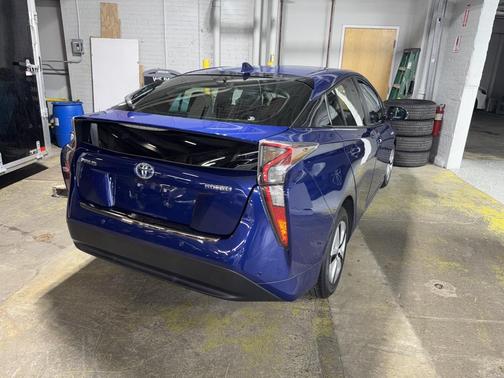 2017 Toyota Prius Four