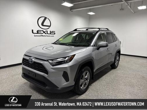 2022 Toyota RAV4 Hybrid XLE