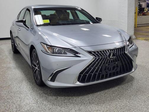 Iridium 2023 Lexus ES 350 Base